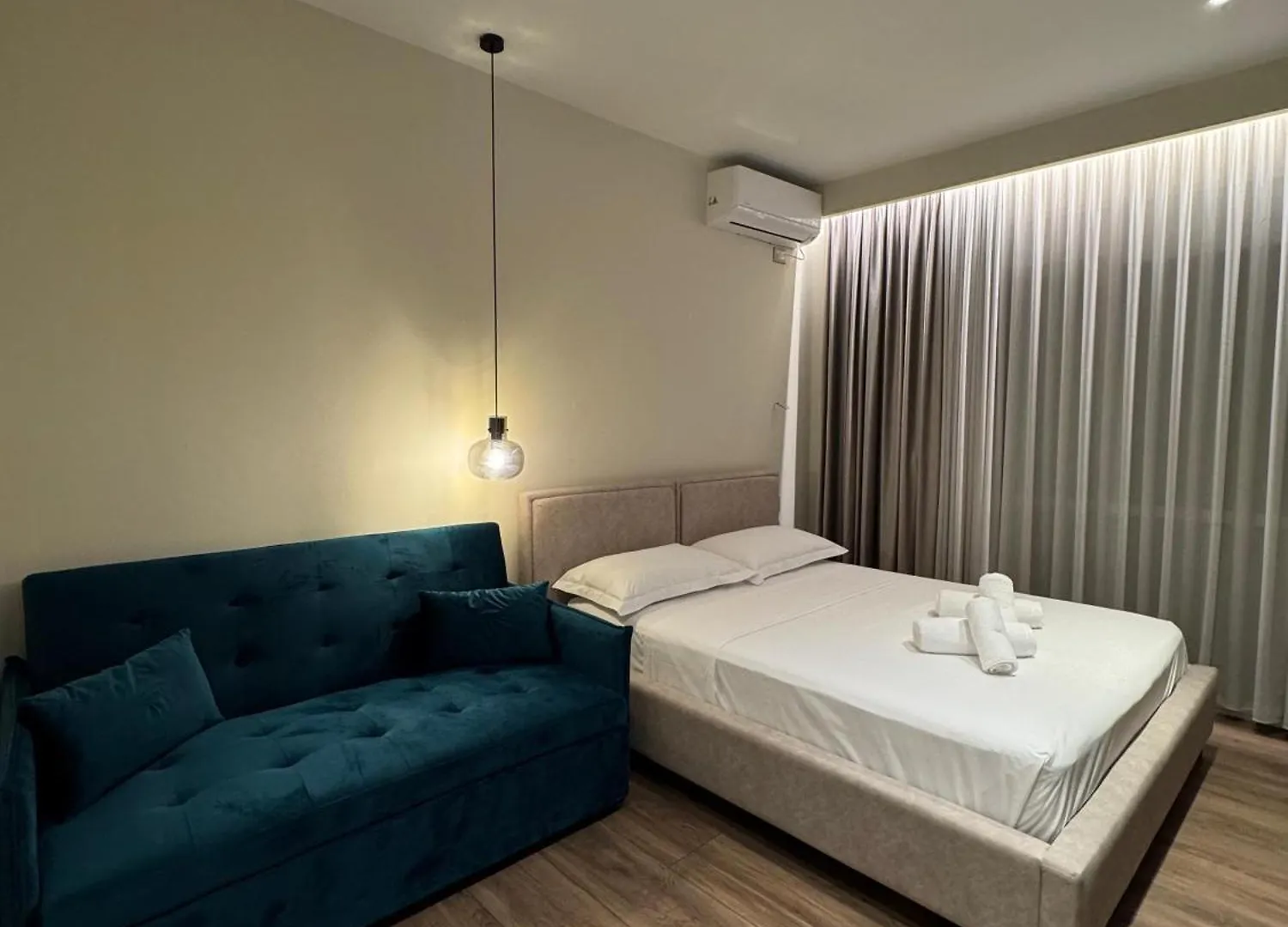 Alcazar Luxury Suites Vlorë